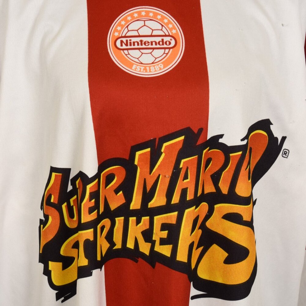 Vintage 2005 Nintendo Super Mario Strikers Jersey Shirt L